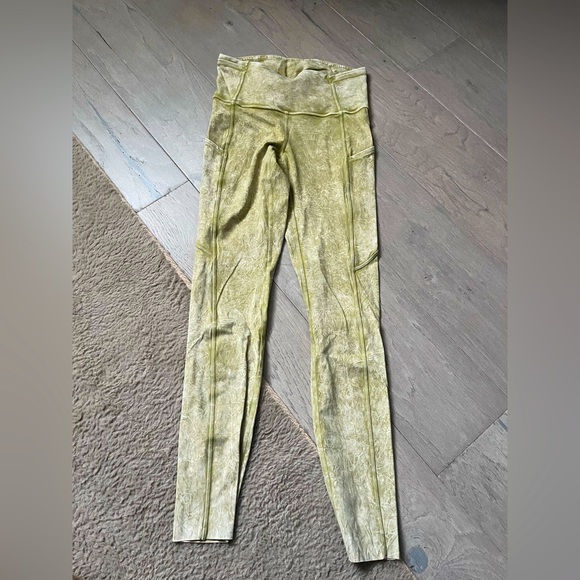 LULULEMON FAST AND FREE HIGH RISE TIGHT 25” *ICE DYE HAZEL GREEN - Picture 6 of 7